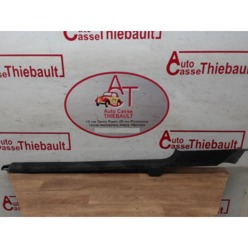 Garniture laterale arriere droite AUDI A3 (8P) PHASE 1 d’occasion