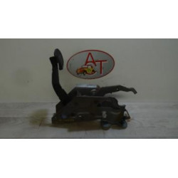 Pedalier de frein NISSAN  d’occasion