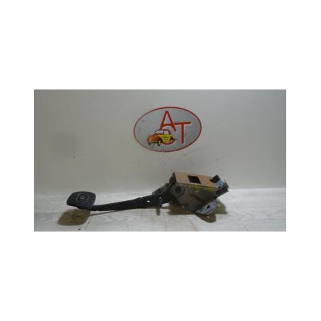 Pedalier d'embrayage NISSAN  d’occasion