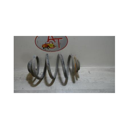 Ressort de suspension arriere droit RENAULT TRAFIC II PHASE 1 FOURGON d’occasion