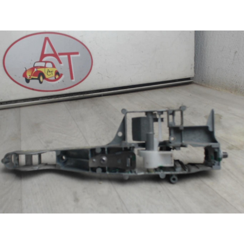 Support poignee porte arriere droite PEUGEOT 308 PHASE 1 d’occasion