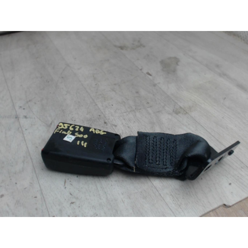 Attache ceinture arriere gauche FIAT 500 III CABRIOLET d’occasion