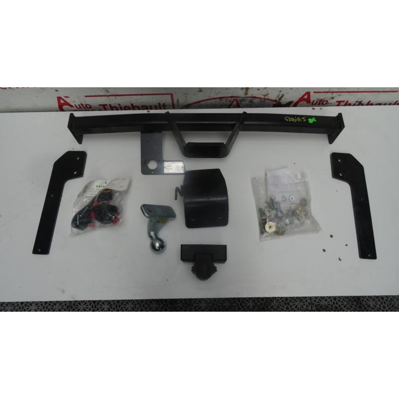 Attache ceinture centrale avant SKODA FABIA I PHASE 2 d’occasion