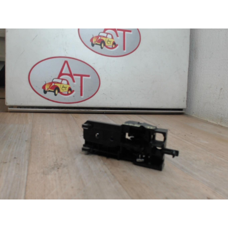 Poignee interieur avant gauche TOYOTA COROLLA VERSO II PHASE 1 d’occasion