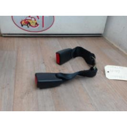 Attache ceinture arriere centrale TOYOTA COROLLA VERSO II PHASE 1 d’occasion