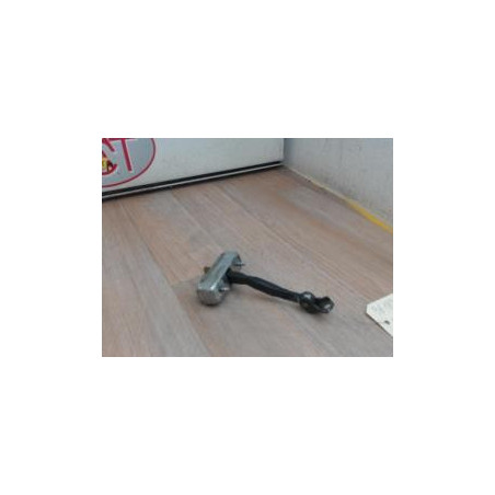Tirant de porte arriere gauche TOYOTA COROLLA VERSO II PHASE 1 d’occasion