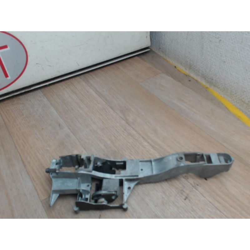 Support poignee porte avant gauche PEUGEOT EXPERT II PHASE 1 FOURGON d’occasion