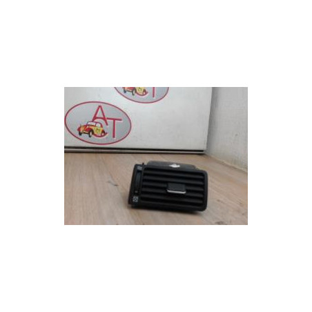 Aerateur tableau de bord avant gauche TOYOTA COROLLA VERSO II PHASE 1 d’occasion