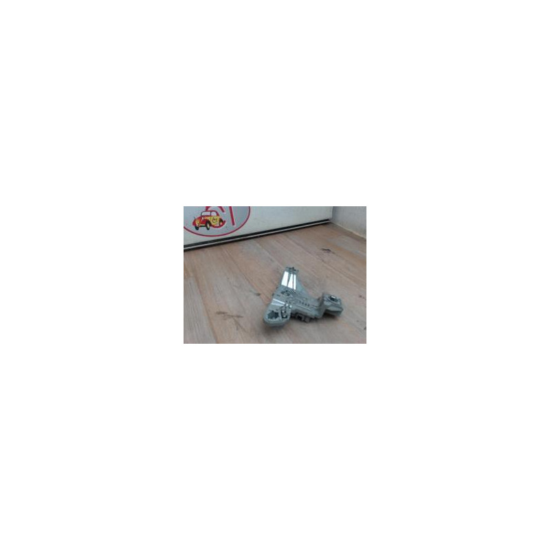 Platine feu arriere droit TOYOTA COROLLA VERSO II PHASE 1 d’occasion