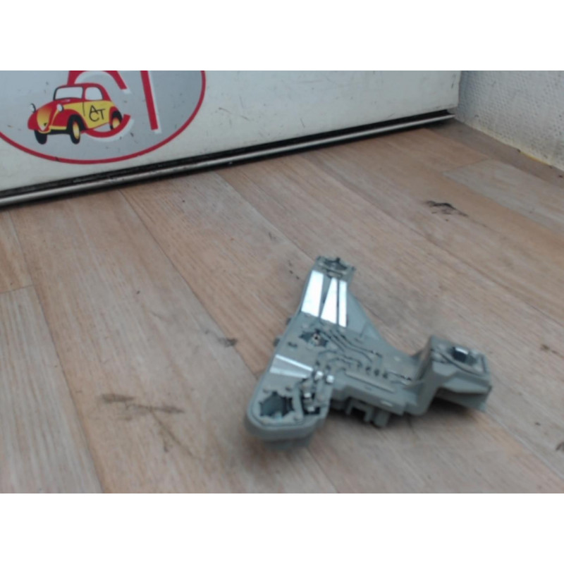 Platine feu arriere droit TOYOTA COROLLA VERSO II PHASE 1 d’occasion