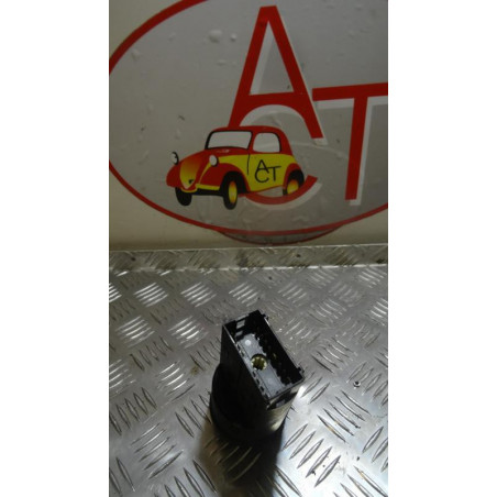 Commande de phare VOLKSWAGEN POLO IV (9N1) PHASE 1 d’occasion