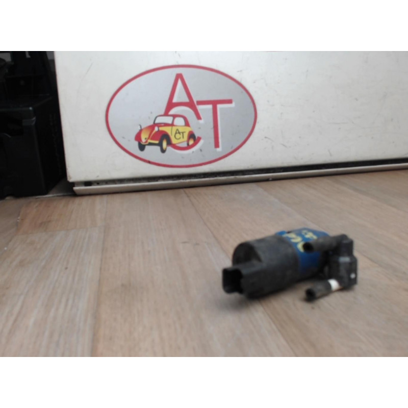 Pompe lave glace avant RENAULT CLIO III PHASE 1 d’occasion