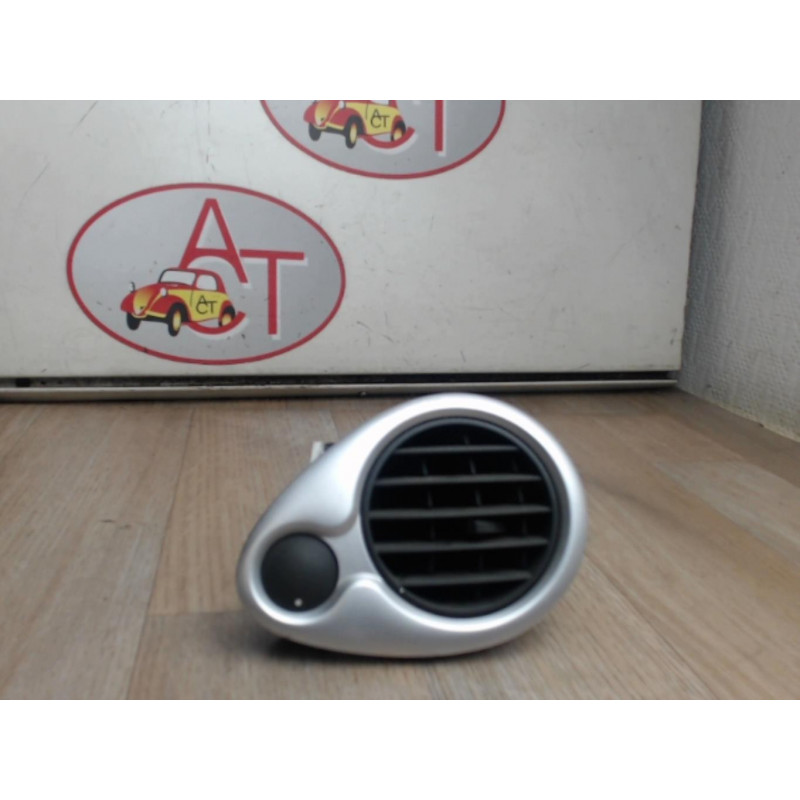 Aerateur tableau de bord avant droit RENAULT  d’occasion