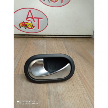 Poignee interieur arriere gauche RENAULT TWINGO III d’occasion
