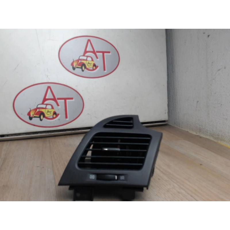 Aerateur tableau de bord avant droit HYUNDAI  d’occasion