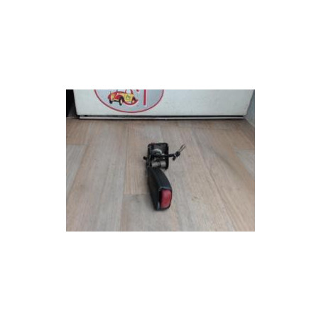 Attache ceinture arriere gauche VOLVO XC70 I d’occasion