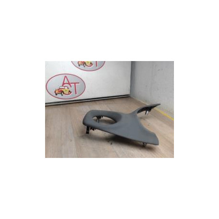 Garniture de tableau de bord  TOYOTA YARIS 100H d’occasion
