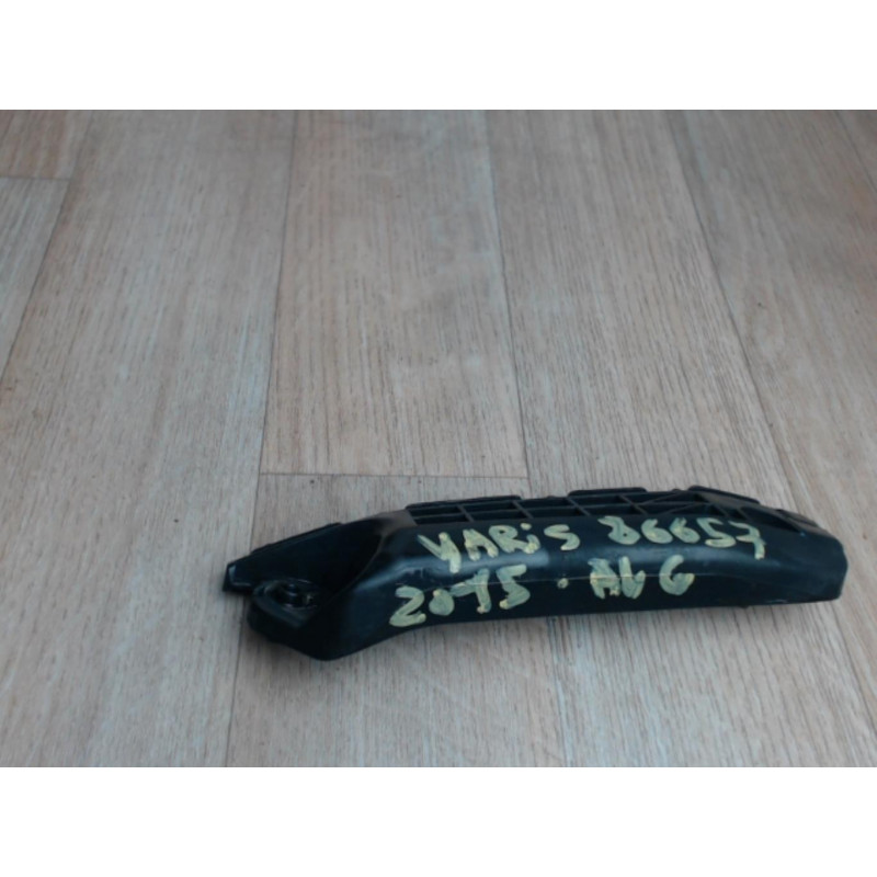 Support de pare chocs avant TOYOTA YARIS 100H d’occasion