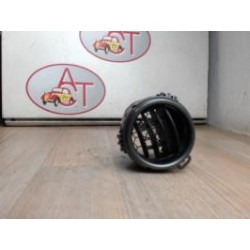 Aerateur tableau de bord avant gauche TOYOTA YARIS 100H d’occasion
