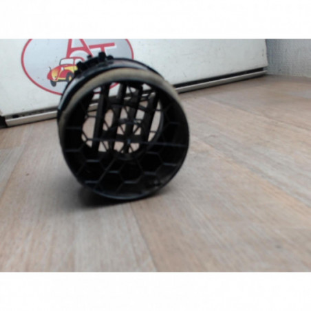 Aerateur tableau de bord avant gauche TOYOTA YARIS 100H d’occasion