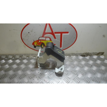 Charniere de porte de coffre droit PEUGEOT EXPERT PHASE 1 COMBI d’occasion