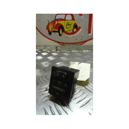 Commande retroviseurs TOYOTA YARIS 100H d’occasion