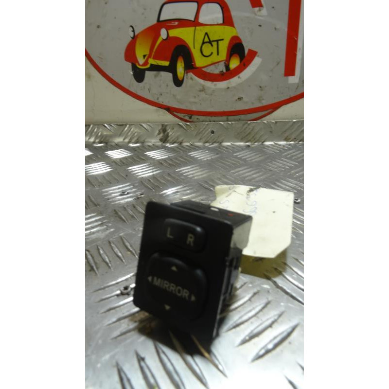 Commande retroviseurs TOYOTA YARIS 100H d’occasion