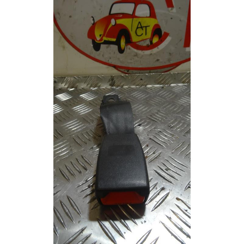 Attache ceinture arriere droit HYUNDAI  d’occasion