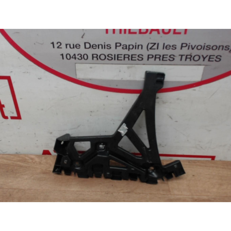 Support de pare chocs arriere RENAULT TWINGO III d’occasion