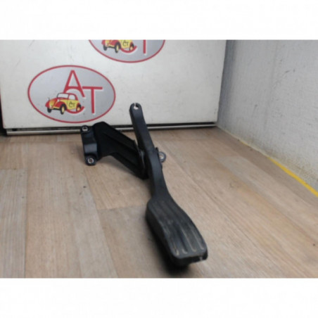 Pedalier d'accelerateur FORD COUGAR COUPE (ECX/W) 2.0 16V d’occasion