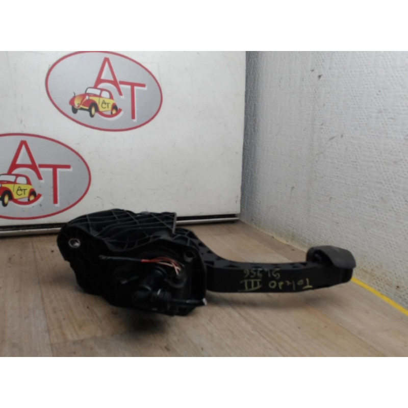Pedalier d'embrayage SEAT TOLEDO III d’occasion