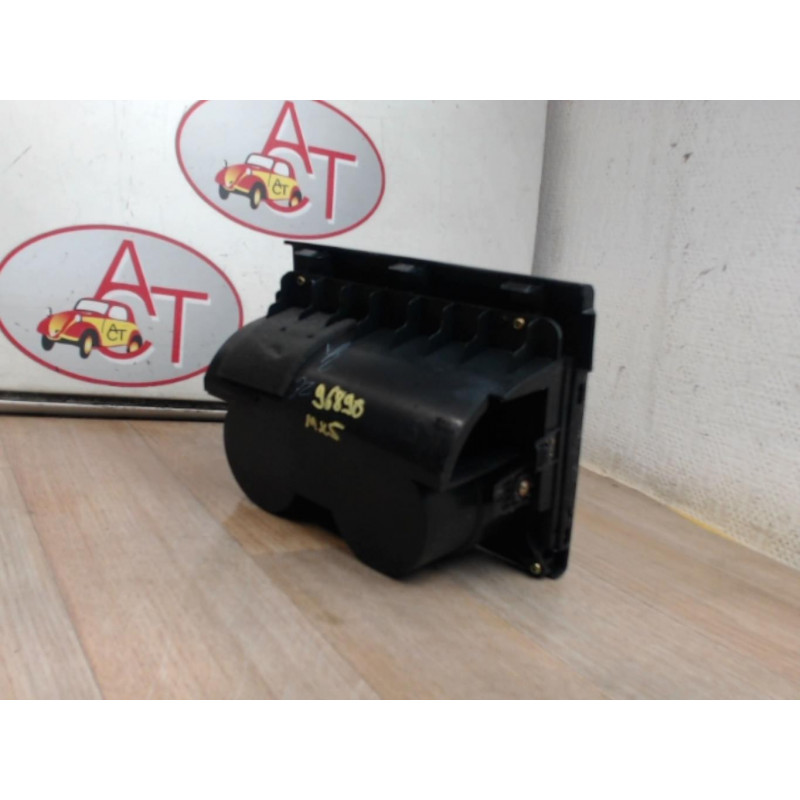 Porte gobelet MAZDA MAZDA 5 PHASE 1 d’occasion
