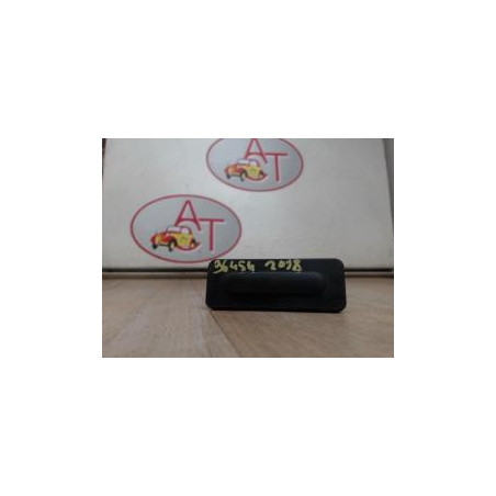 Bouton de coffre PEUGEOT 2008 d’occasion