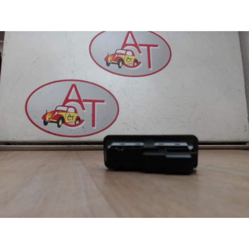 Bouton de coffre PEUGEOT 2008 d’occasion