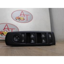 Interrupteur de leve vitre (Bloc complet) RENAULT MEGANE III PHASE 1 d’occasion