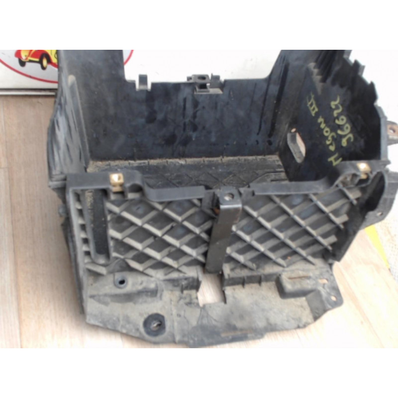 Coffre à batterie RENAULT MEGANE III PHASE 1 d’occasion
