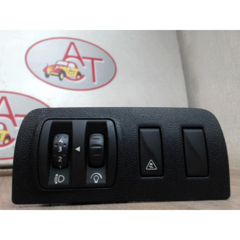 Commande de reglage hauteur de phare RENAULT MEGANE III PHASE 1 d’occasion