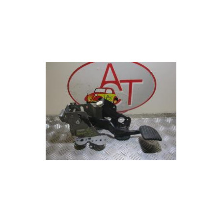 Pedalier de frein RENAULT MEGANE III PHASE 1 d’occasion