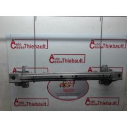 Renfort pare choc avant (traverse) MAZDA MAZDA 5 PHASE 1 d’occasion