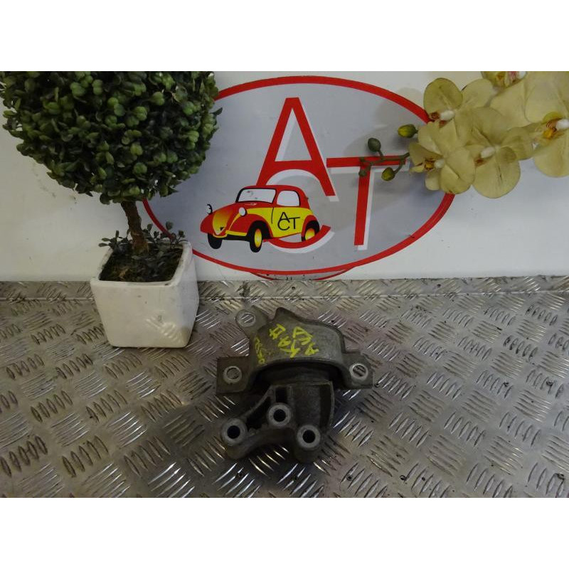 Support moteur droit FORD KA II d’occasion
