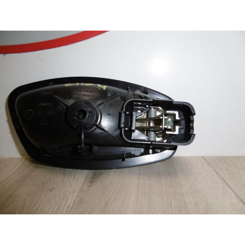 Poignee interieur arriere gauche RENAULT CLIO IV d’occasion