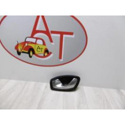Poignee interieur avant gauche RENAULT CLIO IV d’occasion