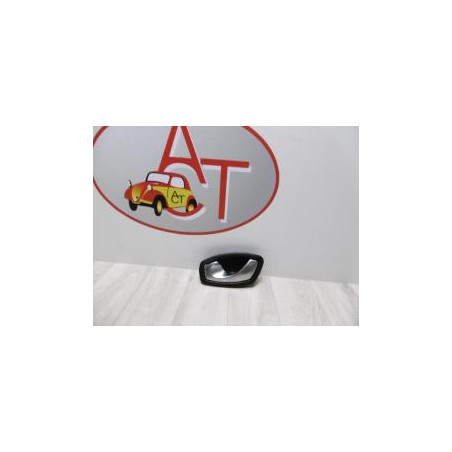 Poignee interieur avant gauche RENAULT CLIO IV d’occasion
