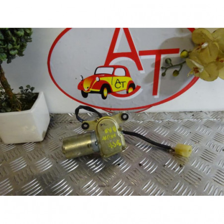 Mot. essuie glace arriere LADA  d’occasion