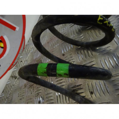 Ressort de suspension arriere droit PEUGEOT EXPERT II PHASE 2 FOURGON d’occasion