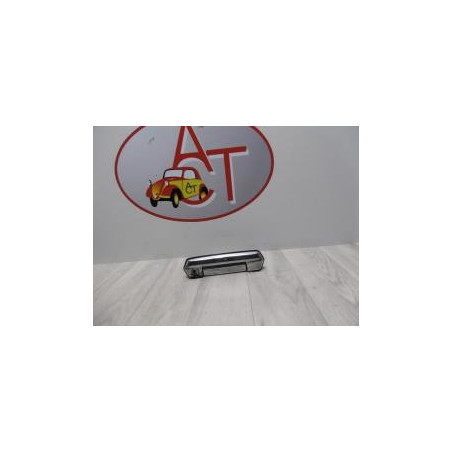 Poignee porte avant droit LADA  d’occasion