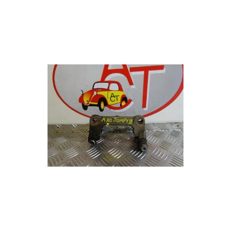 Support etrier frein (chape) arriere droit CITROEN JUMPY III CABINE APPROFONDIE d’occasion