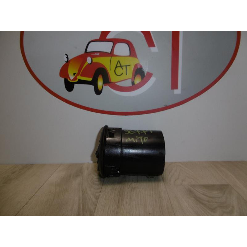 Aerateur tableau de bord ALFA ROMEO MITO d’occasion