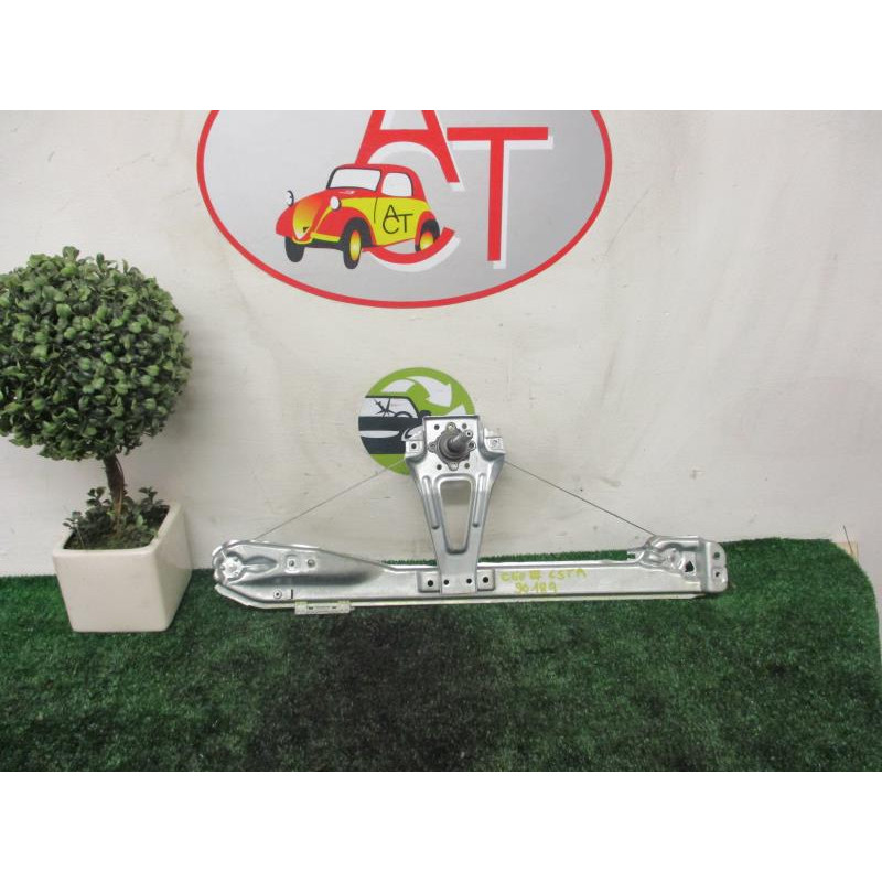 Leve vitre mecanique avant droit RENAULT CLIO III ESTATE PHASE 2 d’occasion