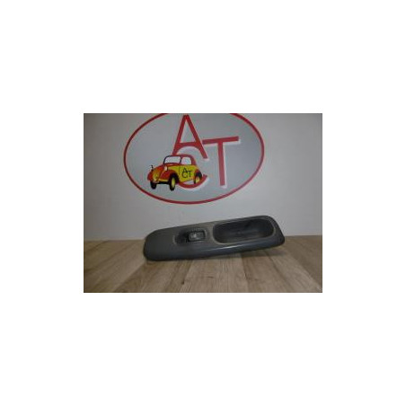 Interrupteur de leve vitre avant droit RENAULT TWINGO I PHASE 4 d’occasion